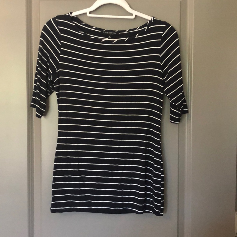 Mid Sleeve Top